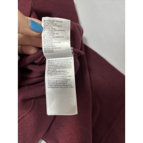 The North Face Womens M Burgundy Oversized Turtleneck Cropped Sweater Athleisure - Picture 6 of 10
